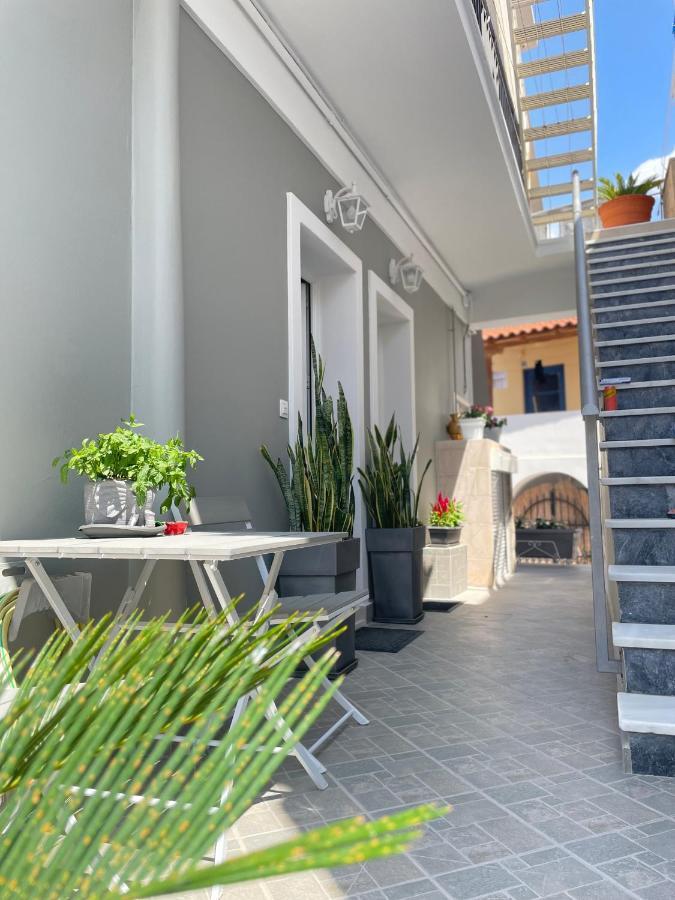 Aiginetan Apartments Aegina ภายนอก รูปภาพ
