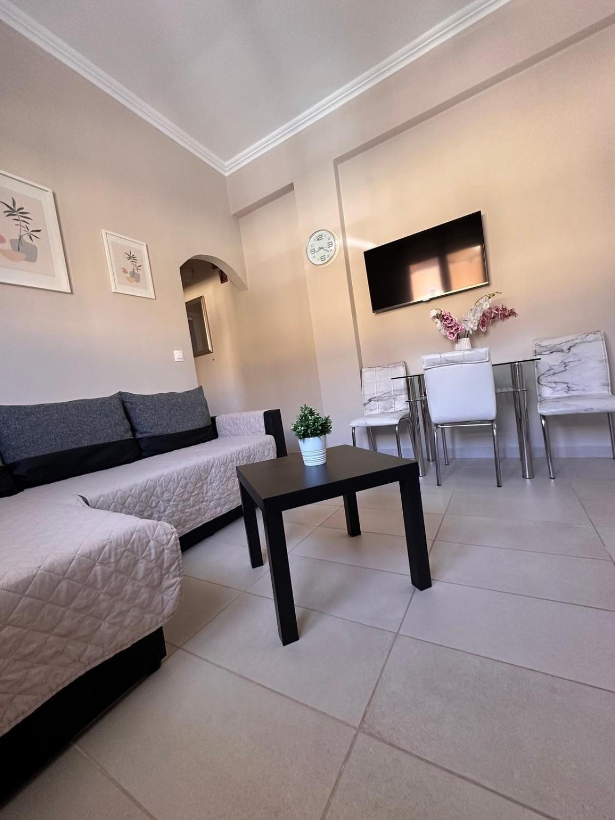 Aiginetan Apartments Aegina ภายนอก รูปภาพ